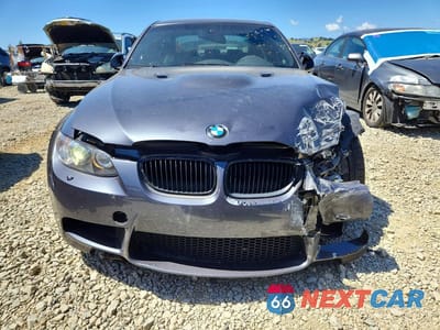 Piąte zdjęcie samochodu w środku: 2008 BMW M3 VIN:WBSVA93528E215319 - miniatura