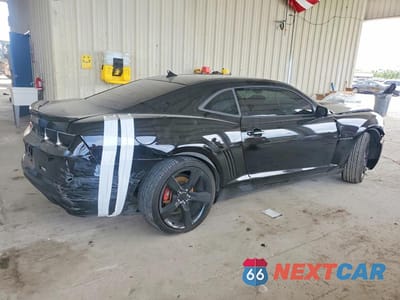 Trzecie zdjęcie samochodu z tyłu: 2011 CHEVROLET CAMARO LS VIN:2G1FA1ED2B9153750 - miniatura