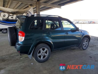 Trzecie zdjęcie samochodu z tyłu: 2002 TOYOTA RAV4 BASE VIN:JTEHH20V826036727 - miniatura