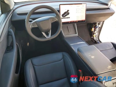 Zdjęcie 8 z 14 samochodu: 2026 TESLA MODEL Y VIN:7SAYGDED0TF452024 - miniatura