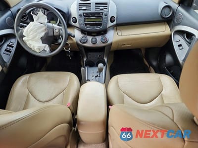 Zdjęcie 8 z 13 samochodu: 2011 TOYOTA RAV4 BASE VIN:JTMZF4DV8B5040531 - miniatura