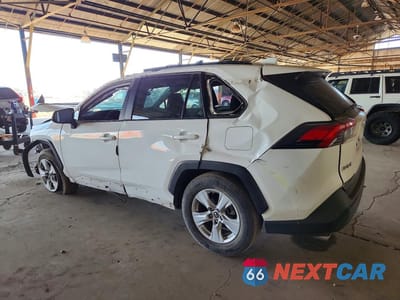 Drugie zdjęcie samochodu z przodu: 2019 TOYOTA RAV4 XLE VIN:JTMW1RFV6KD501596 - miniatura