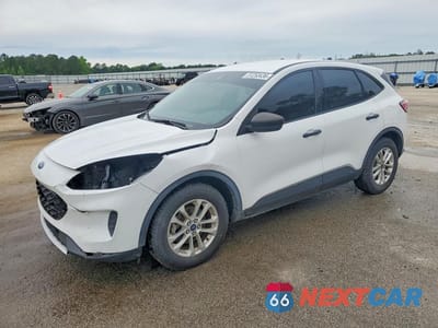 2020 FORD ESCAPE S 1FMCU0F61LUC42950 - główne zdjęcie licytacji z USA - miniatura