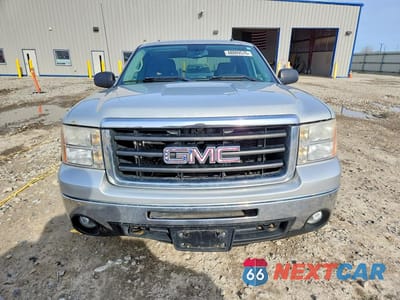 Piąte zdjęcie samochodu w środku: 2010 GMC SIERRA K1500 SLE VIN:1GTSKVE38AZ131970 - miniatura