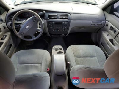 Zdjęcie 8 z 11 samochodu: 2001 FORD TAURUS LX VIN:1FAFP52201A238921 - miniatura