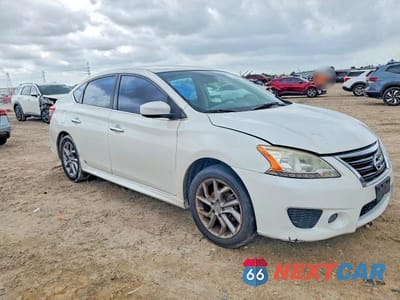 Czwarte zdjęcie samochodu z boku: 2014 NISSAN SENTRA VIN:3N1AB7AP1EL626494 - miniatura
