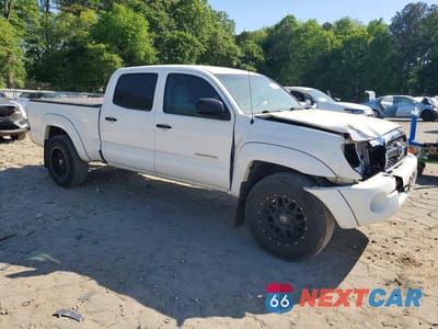 Czwarte zdjęcie samochodu z boku: 2011 TOYOTA TACOMA PRERUNNER V6 VIN:3TMKU4HN6BM027093 - miniatura