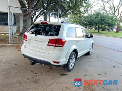 Czwarte zdjęcie samochodu z boku: 2018 DODGE JOURNEY SXT VIN:3C4PDCBG5JT507608 - miniatura