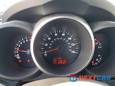 Zdjęcie 9 z 11 samochodu: 2012 KIA SOUL + VIN:KNDJT2A69C7401830 - miniatura