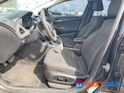 Zdjęcie 7 z 12 samochodu: 2018 CHEVROLET CRUZE LT VIN:1G1BE5SM5J7143471 - miniatura