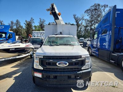 Piąte zdjęcie samochodu w środku: 2022 FORD F550 SUPER DUTY VIN:1FDUF5GN9NEG19412 - miniatura