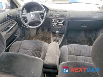 Zdjęcie 8 z 12 samochodu: 2000 VOLKSWAGEN JETTA GLS TDI VIN:3VWSF29M8YM046769 - miniatura