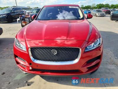 Piąte zdjęcie samochodu w środku: 2019 JAGUAR F-PACE VIN:SADCK2GX8KA390420 - miniatura