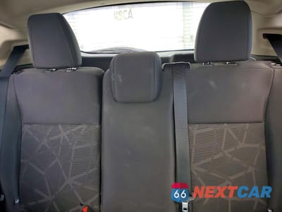 Zdjęcie 10 z 13 samochodu: 2012 FORD FIESTA SE VIN:3FADP4EJ3CM158216 - miniatura