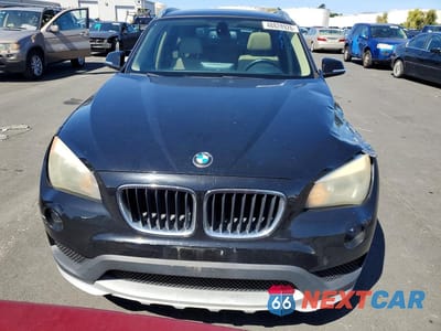 Piąte zdjęcie samochodu w środku: 2015 BMW X1 SDRIVE28I VIN:WBAVM1C53FVZ93980 - miniatura
