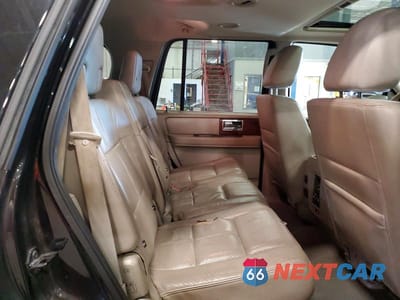 Zdjęcie 10 z 12 samochodu: 2014 LINCOLN NAVIGATOR VIN:5LMJJ2J53EEL02151 - miniatura