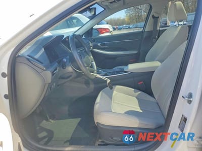 Zdjęcie 7 z 12 samochodu: 2021 HYUNDAI SONATA SEL VIN:KMHL14JA1MA147951 - miniatura