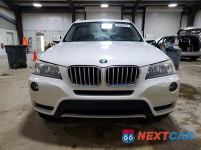 Piąte zdjęcie samochodu w środku: 2014 BMW X3 XDRIVE28I VIN:5UXWX9C54E0D15832 - miniatura