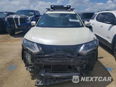 Piąte zdjęcie samochodu w środku: 2018 NISSAN XTRAIL VIN:JN8BT27TXJW078669 - miniatura
