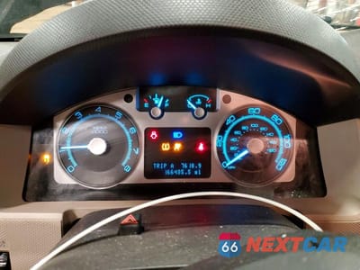 Zdjęcie 9 z 12 samochodu: 2010 MERCURY MARINER VIN:4M2CN8B71AKJ06464 - miniatura