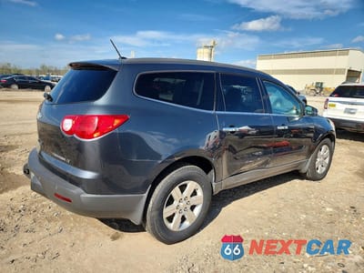 Trzecie zdjęcie samochodu z tyłu: 2010 CHEVROLET TRAVERSE LT VIN:1GNLVGED3AJ245414 - miniatura