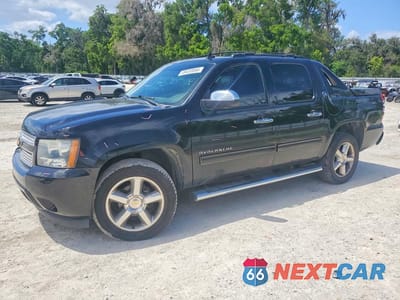 2013 CHEVROLET AVALANCHE LT 3GNTKFE75DG267868 - główne zdjęcie licytacji z USA - miniatura