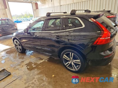 Drugie zdjęcie samochodu z przodu: 2018 VOLVO XC60 T5 VIN:LYV102RK9JB083419 - miniatura