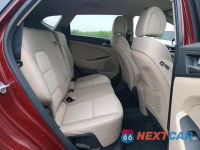 Zdjęcie 11 z 13 samochodu: 2018 HYUNDAI TUCSON SEL VIN:KM8J3CA44JU640197 - miniatura