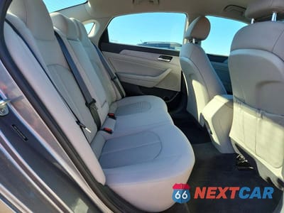 Zdjęcie 10 z 12 samochodu: 2018 HYUNDAI SONATA SEL VIN:5NPE34AF6JH645988 - miniatura