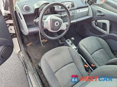 Zdjęcie 8 z 13 samochodu: 2013 SMART FORTWO PURE VIN:WMEEJ3BA9DK680406 - miniatura