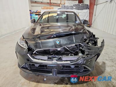 Piąte zdjęcie samochodu w środku: 2026 BMW 228XI VIN:WBA23GG06T7U15850 - miniatura