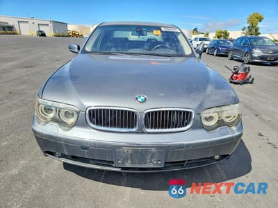 Piąte zdjęcie samochodu w środku: 2005 BMW 745 LI VIN:WBAGN63565DS57378 - miniatura