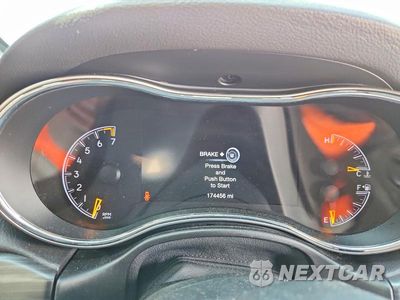 Zdjęcie 9 z 13 samochodu: 2019 JEEP GRAND CHEROKEE LAREDO VIN:1C4RJEAG8KC673164 - miniatura