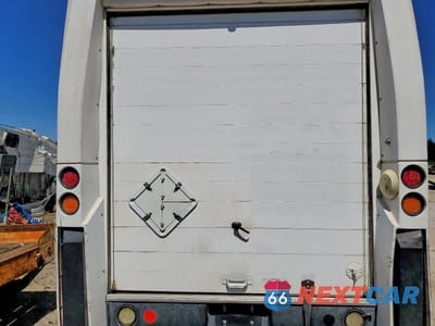 Zdjęcie 10 z 13 samochodu: 2015 ISUZU NPR DELIVERY TRUCK VIN:JALB4T175F7W00506 - miniatura