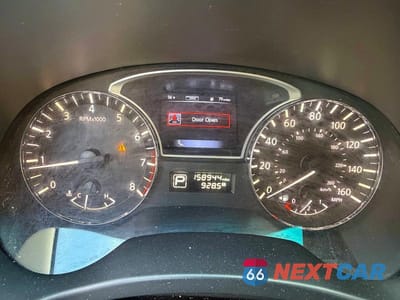 Zdjęcie 8 z 10 samochodu: 2015 NISSAN PATHFINDER PLATINUM VIN:5N1AR2MM7FC640115 - miniatura