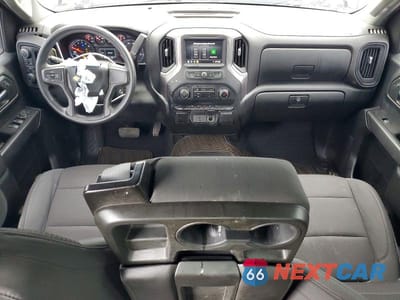 Zdjęcie 8 z 12 samochodu: 2020 CHEVROLET SILVERADO K1500 CUSTOM VIN:1GCPYBEK5LZ349488 - miniatura