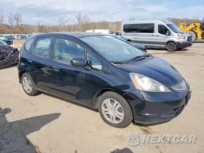 Czwarte zdjęcie samochodu z boku: 2010 HONDA FIT VIN:JHMGE8G21AS022888 - miniatura