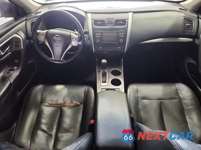 Zdjęcie 8 z 13 samochodu: 2013 NISSAN ALTIMA 2.5 VIN:1N4AL3AP3DN410590 - miniatura