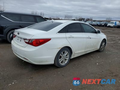 Trzecie zdjęcie samochodu z tyłu: 2013 HYUNDAI SONATA GLS VIN:5NPEB4AC5DH621226 - miniatura