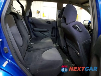 Zdjęcie 10 z 11 samochodu: 2007 HONDA FIT VIN:JHMGD37457S031822 - miniatura