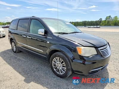Czwarte zdjęcie samochodu z boku: 2014 CHRYSLER TOWN & COUNTRY VIN:2C4RC1CG1ER250048 - miniatura