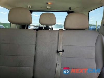 Zdjęcie 10 z 13 samochodu: 2010 FORD ESCAPE HYBRID VIN:1FMCU5K33AKC68578 - miniatura