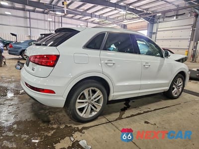 Trzecie zdjęcie samochodu z tyłu: 2016 AUDI Q3 PREMIUM PLUS VIN:WA1EFCFSXGR014602 - miniatura