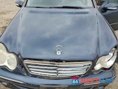 Zdjęcie 11 z 12 samochodu: 2005 MERCEDES-BENZ C 320 4MATIC VIN:WDBRF84J85F665254 - miniatura