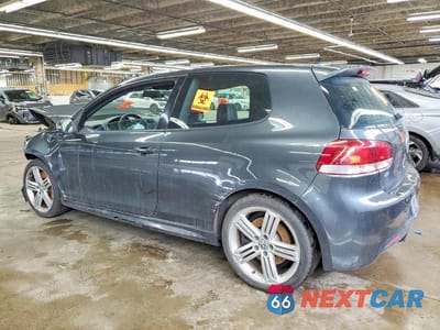 Drugie zdjęcie samochodu z przodu: 2013 VOLKSWAGEN GOLF R VIN:WVWRF7AJ9DW079483 - miniatura