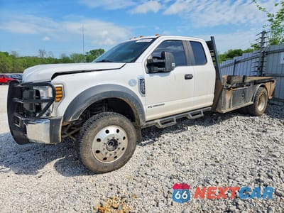 2019 FORD F550 SUPER DUTY 1FD0X5HTXKEC44943 - główne zdjęcie licytacji z USA - miniatura
