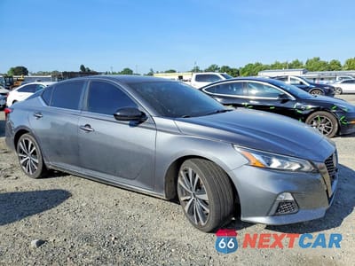 Czwarte zdjęcie samochodu z boku: 2020 NISSAN ALTIMA 2.5 SR VIN:1N4BL4CV1LC234249 - miniatura