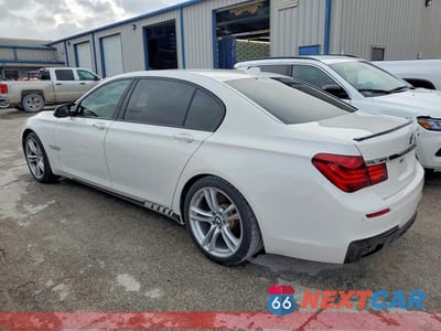 Drugie zdjęcie samochodu z przodu: 2013 BMW 750 LI VIN:WBAYE8C53DD132126 - miniatura