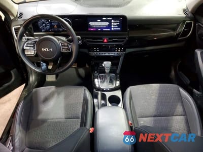 Zdjęcie 8 z 13 samochodu: 2024 KIA SELTOS S VIN:KNDEUCAA6R7524308 - miniatura