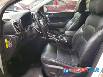 Zdjęcie 7 z 12 samochodu: 2017 KIA SPORTAGE EX VIN:KNDPNCAC1H7172163 - miniatura